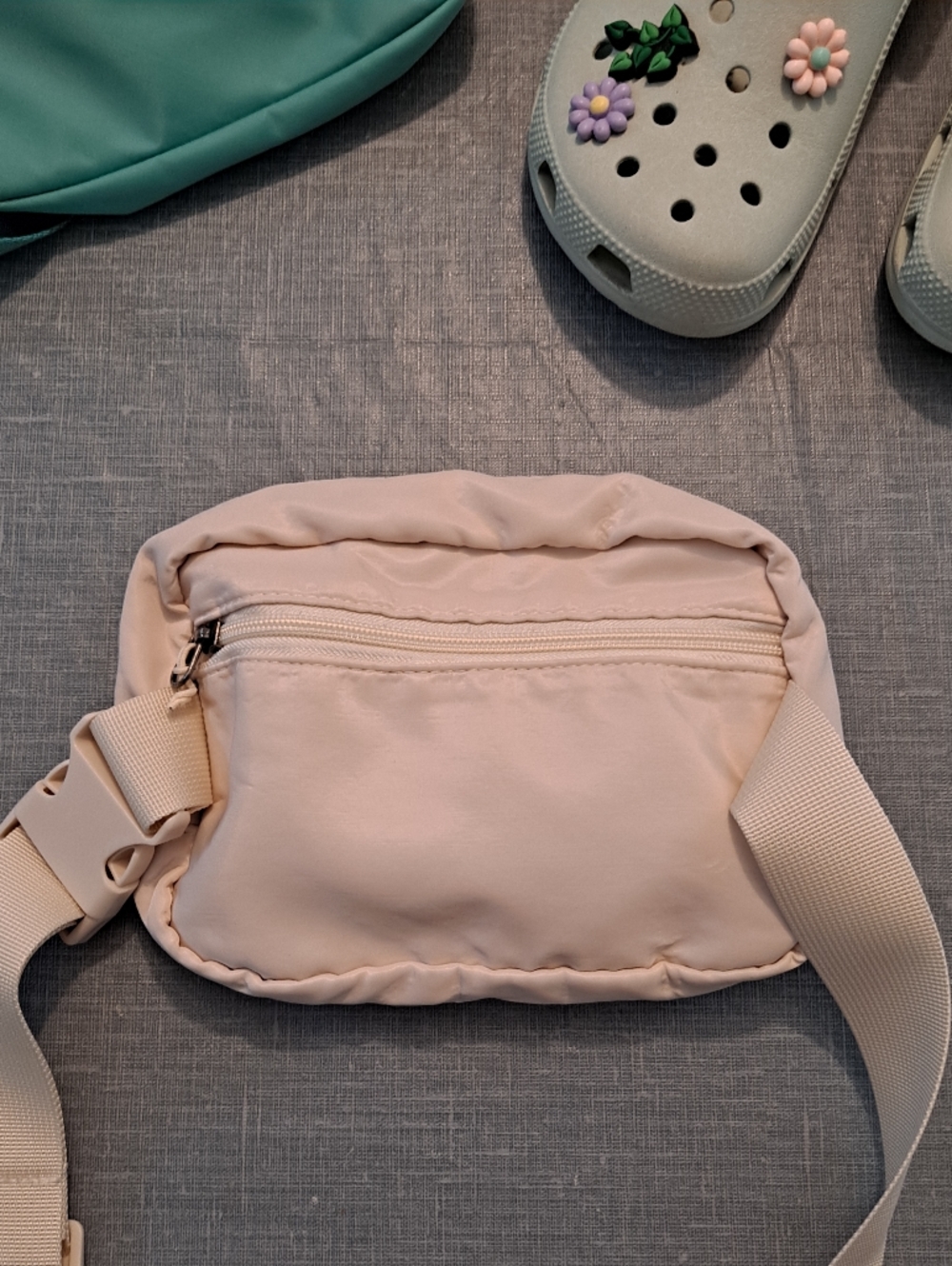 Light Creme Crossbody Belt Sling Bag Minimal Everyday Pouch - Picture 3 of 10